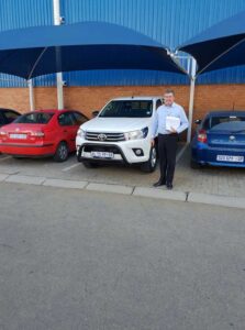 Hennie-from-CMH-Toyota-Alberton-visiting-hes-Fleet-customers-on-delivery-(1)