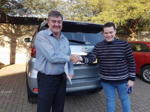 Hennie-from-CMH-Toyota-Alberton-visiting-hes-Fleet-customers-on-delivery-(4)