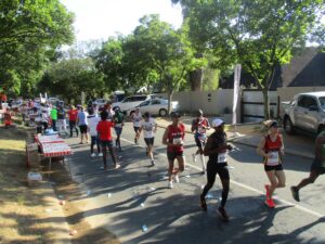 CMH Toyota Melrose- City Lodge 32km Tough One runners running