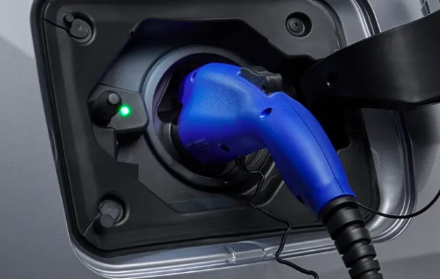 fuel-efficient-toyota-plug-in-hyrbid-cars